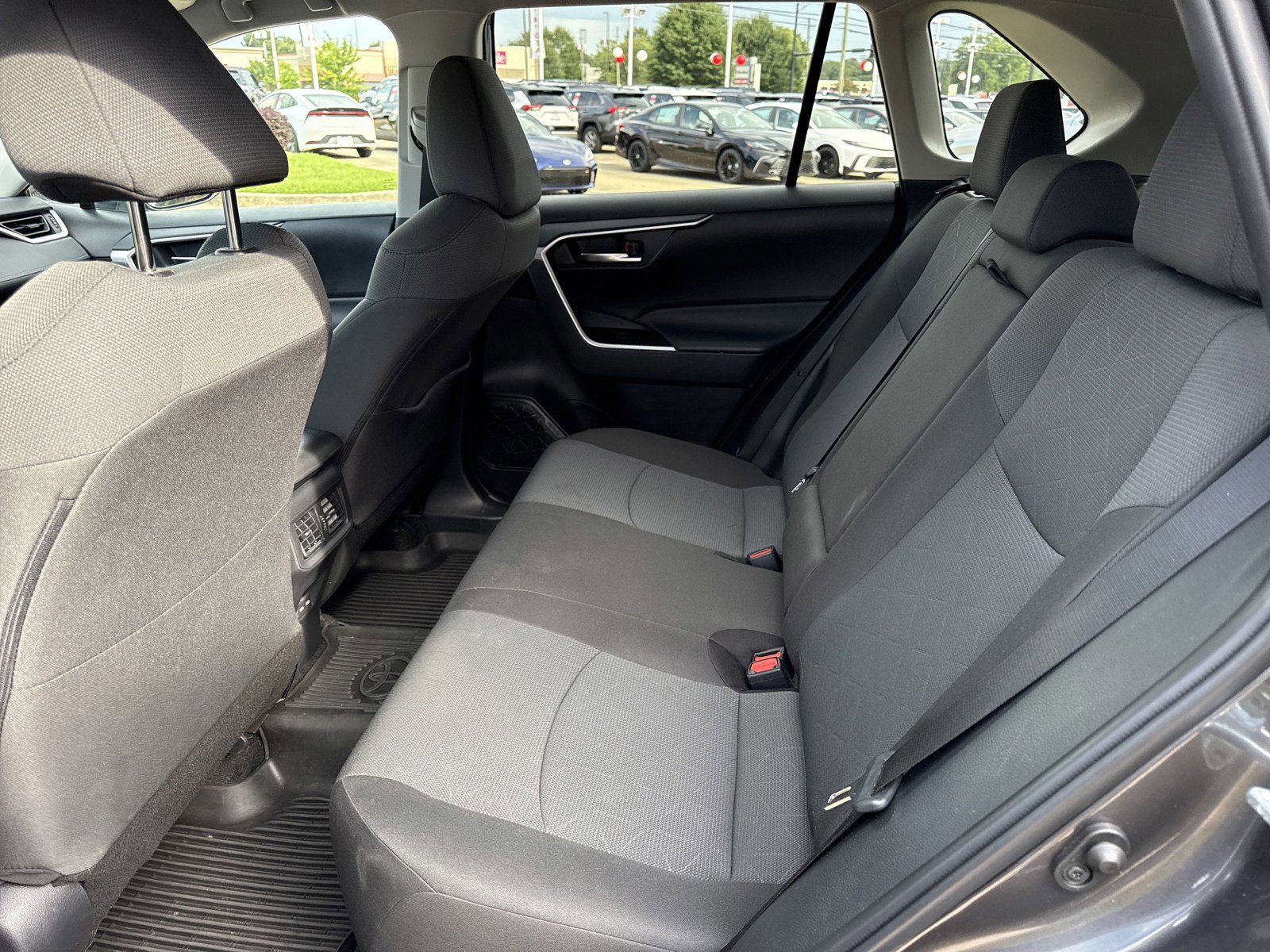 Used 2024 Toyota RAV4 XLE image 13