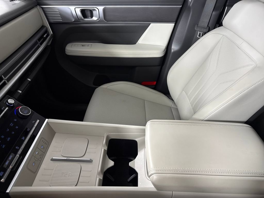 Used 2025 Hyundai Santa Fe SEL image 21