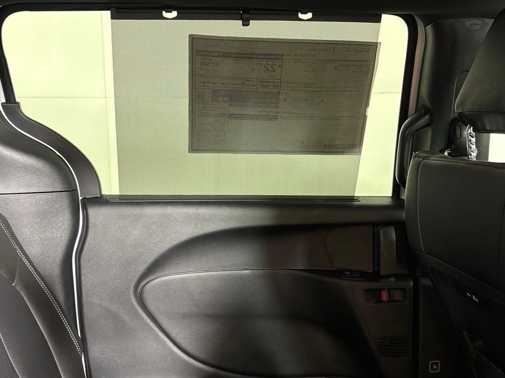New 2027 Chrysler Pacifica LX FWD image 18