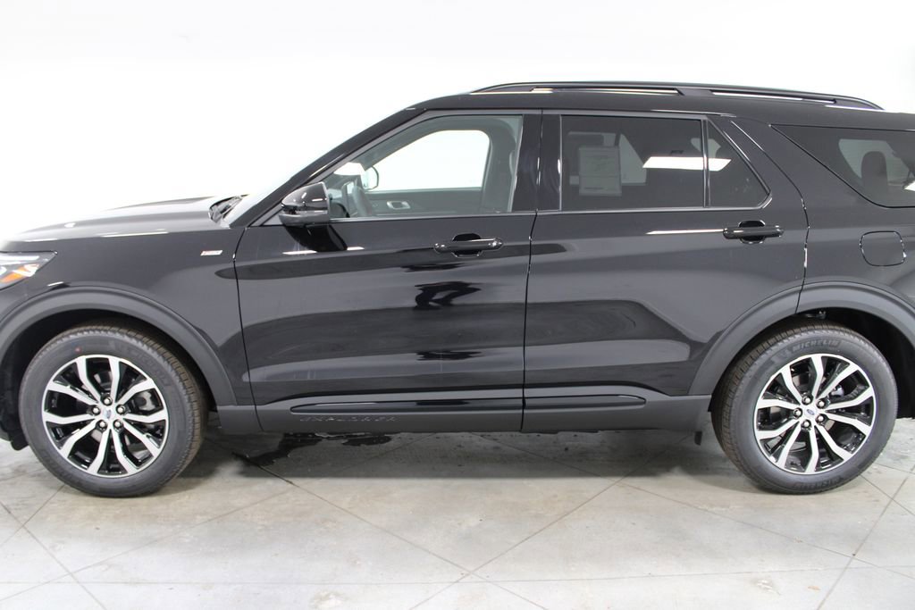 New 2026 Ford Explorer ST-Line image 5