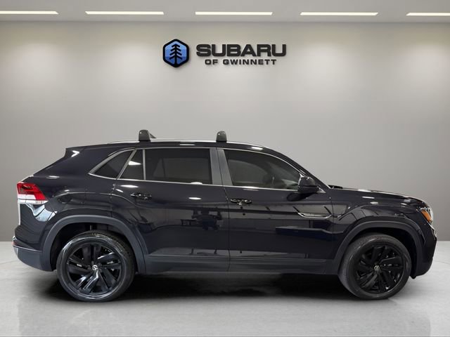 Used 2023 Volkswagen Atlas Cross Sport SE w/ Black Wheel Package image 6