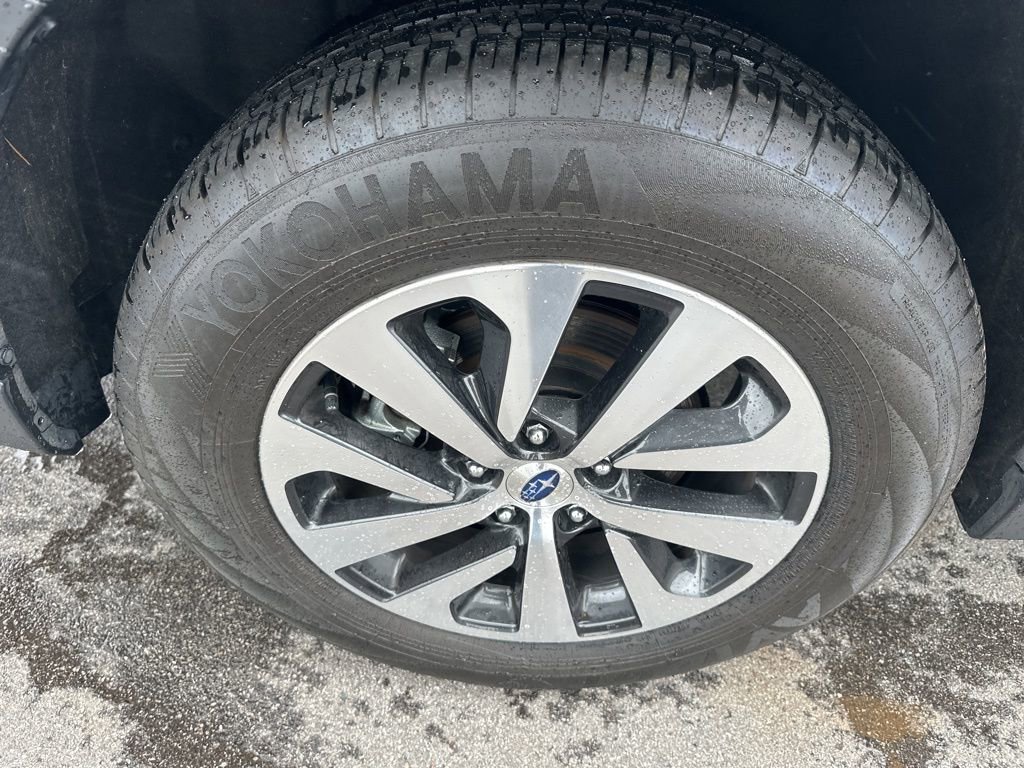 Certified 2025 Subaru Outback Premium w/ Popular Package #1A AWD/4WD image 32