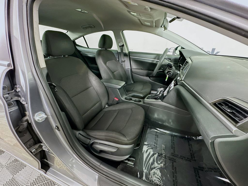 Used 2019 Hyundai Elantra SE w/ Cargo Package FWD image 30