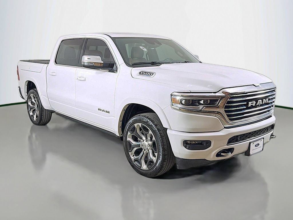 Used 2024 RAM 1500 Limited AWD/4WD image 2