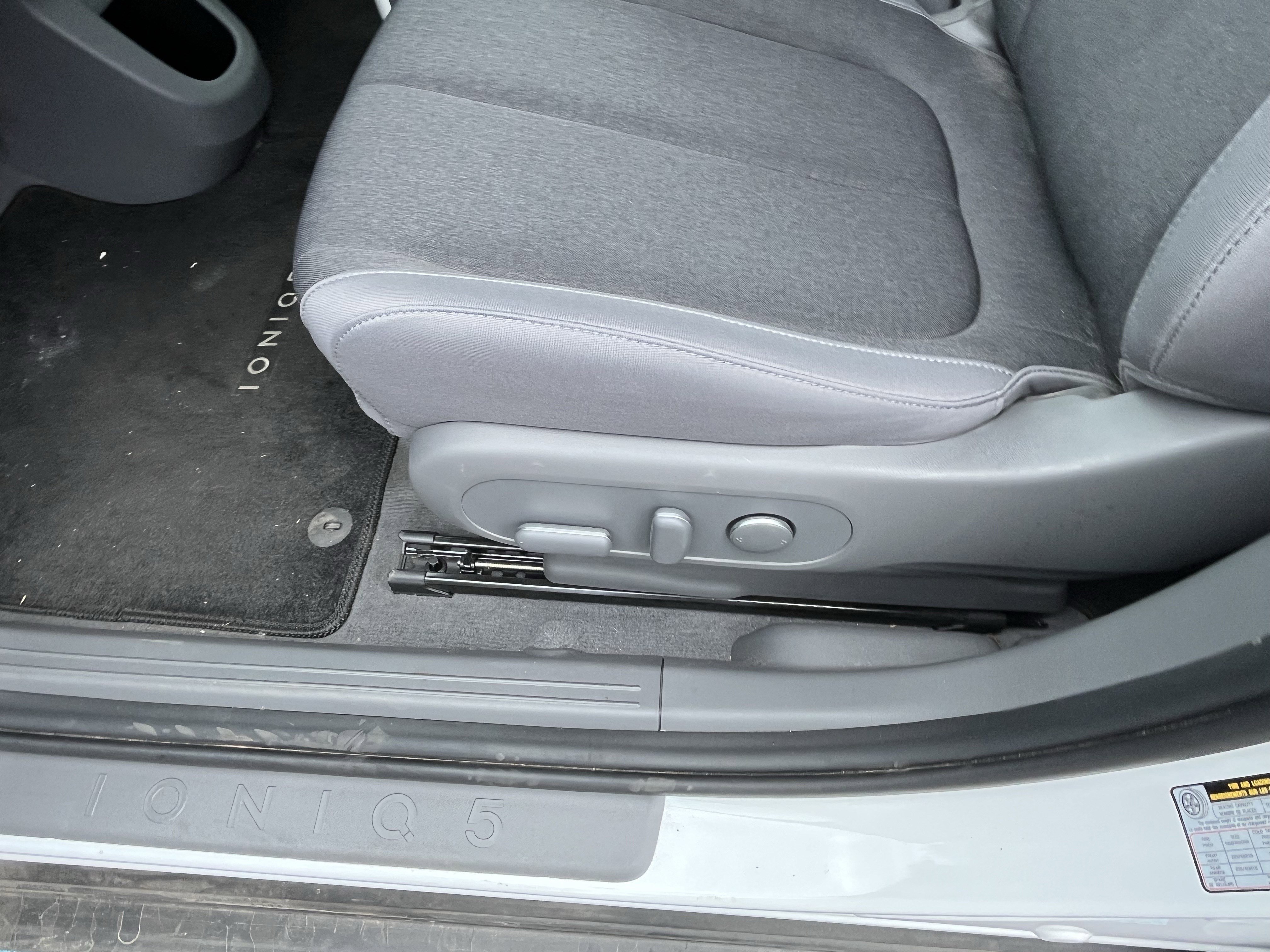 Used 2024 Hyundai Ioniq 5 SEL RWD image 16