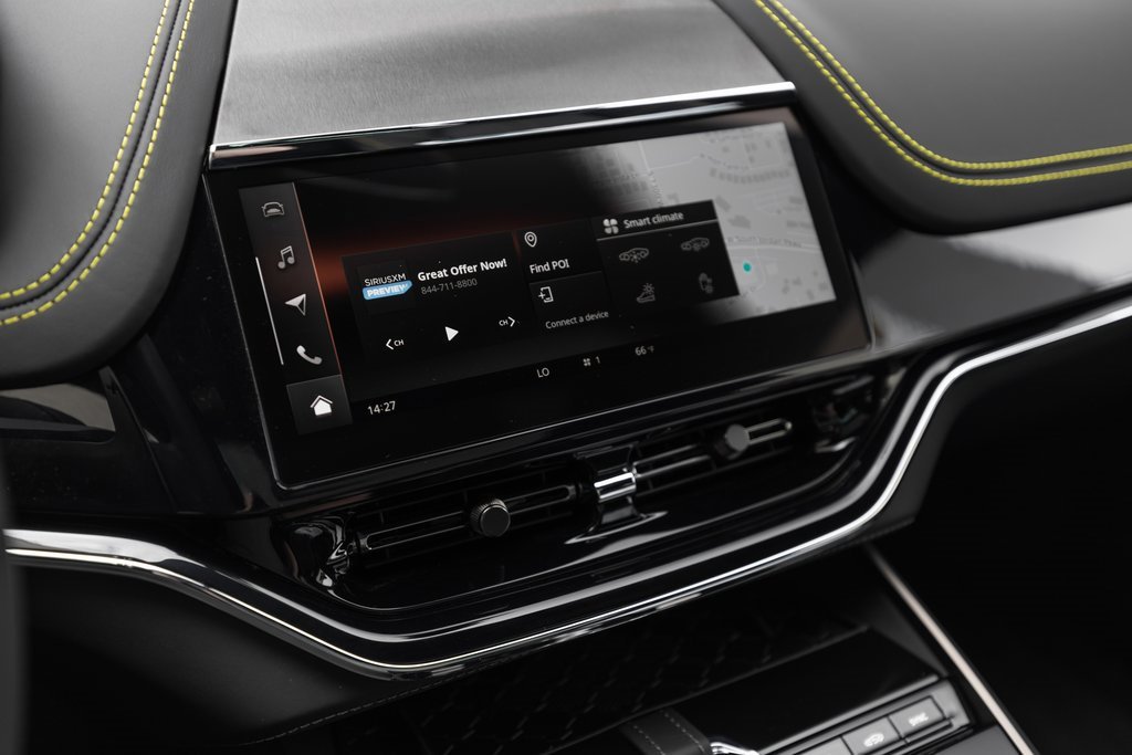 New 2026 Aston Martin DBX 707 image 40