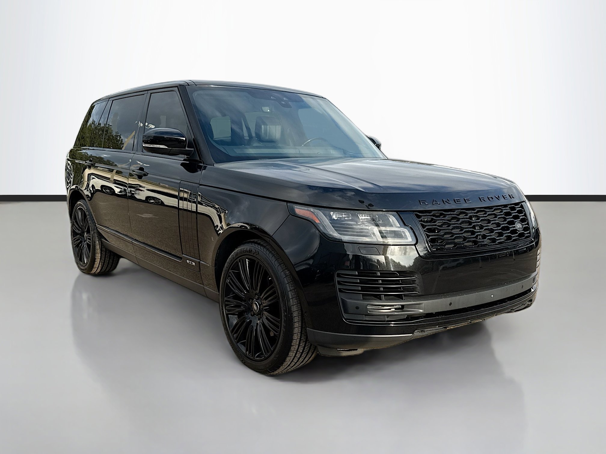 Used 2019 Land Rover Range Rover Long Wheelbase Supercharged image 1