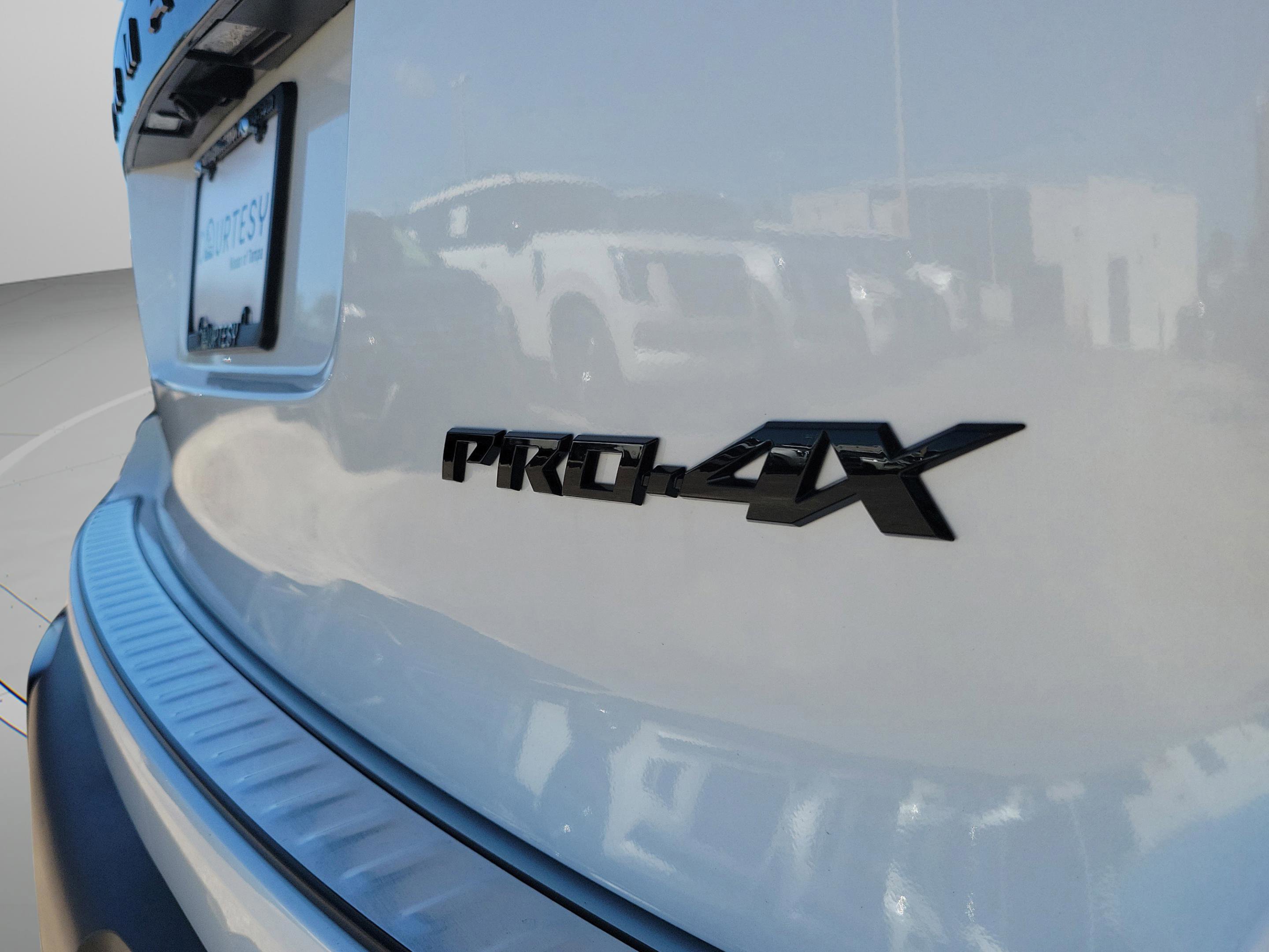 New 2025 Nissan Armada PRO-4X image 9