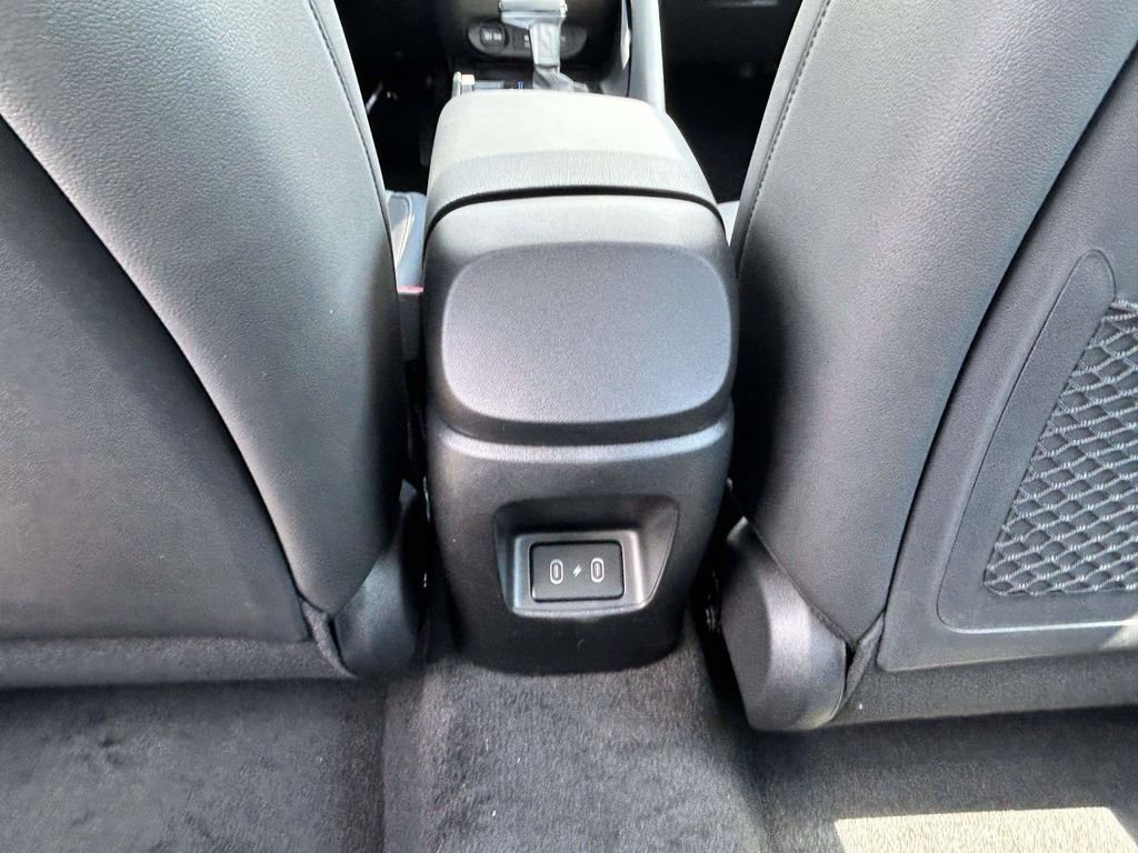 New 2026 Hyundai Elantra Limited FWD image 12