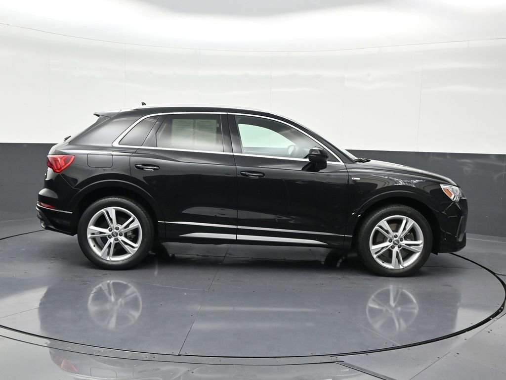 Used 2019 Audi Q3 2.0T Premium Plus w/ Premium Plus Package image 7