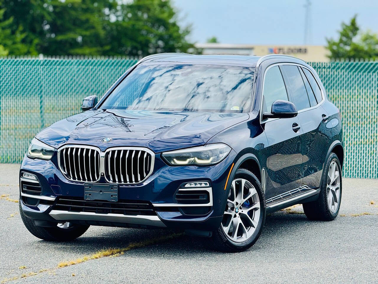 Used 2019 BMW X5 xDrive40i w/ Premium Package 2 image 3