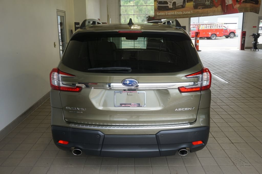Used 2024 Subaru Ascent Premium w/ Convenience Package AWD/4WD image 15