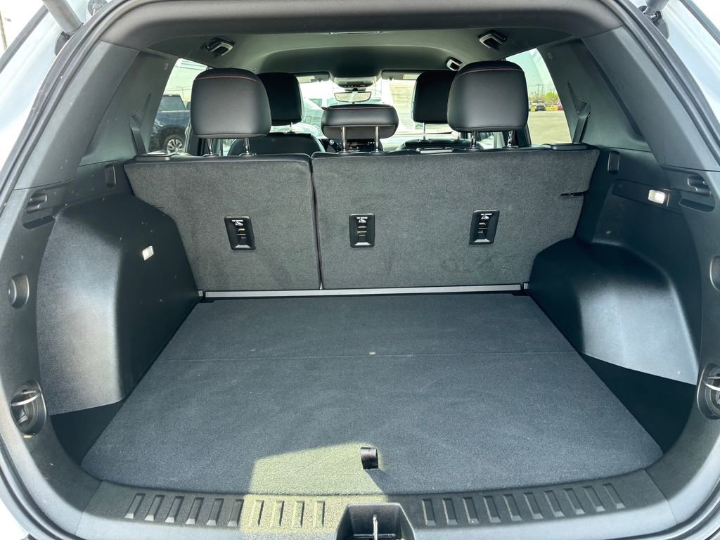 Used 2026 Chevrolet Equinox RS w/ Safety and Technology Package image 29