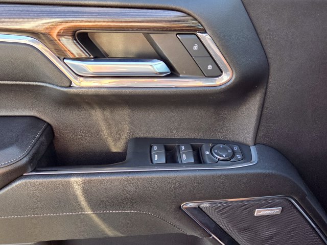 Used 2023 Chevrolet Silverado 1500 LT Trail Boss w/ LT Trail Boss Premium Package AWD/4WD image 28