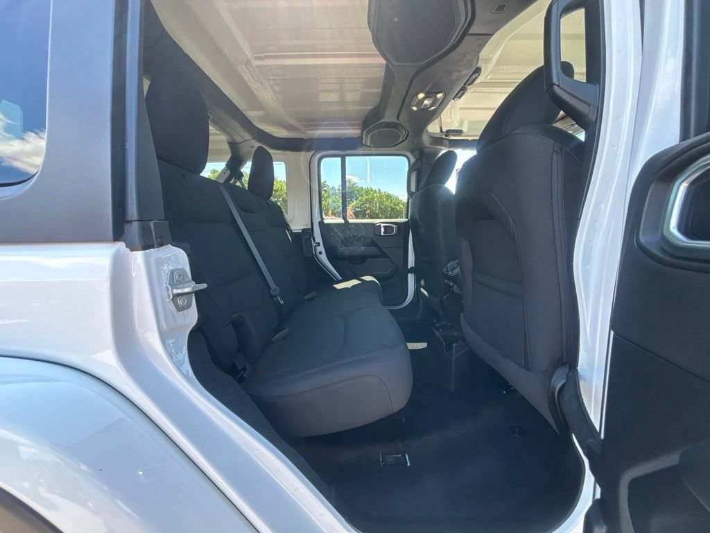 Certified 2021 Jeep Wrangler Unlimited Sahara w/ Cold Weather Group AWD/4WD image 21