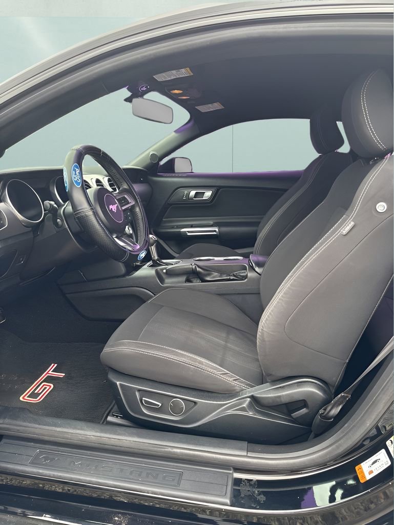 Used 2019 Ford Mustang GT w/ Black Accent Package RWD image 12