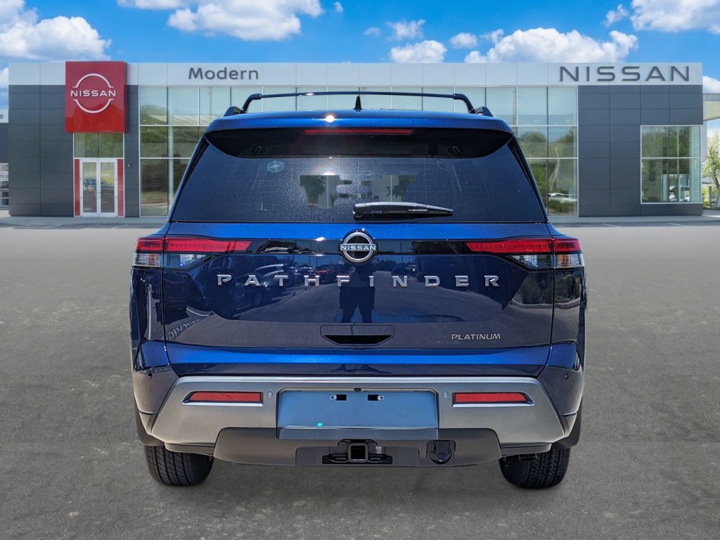 New 2026 Nissan Pathfinder Platinum FWD image 4