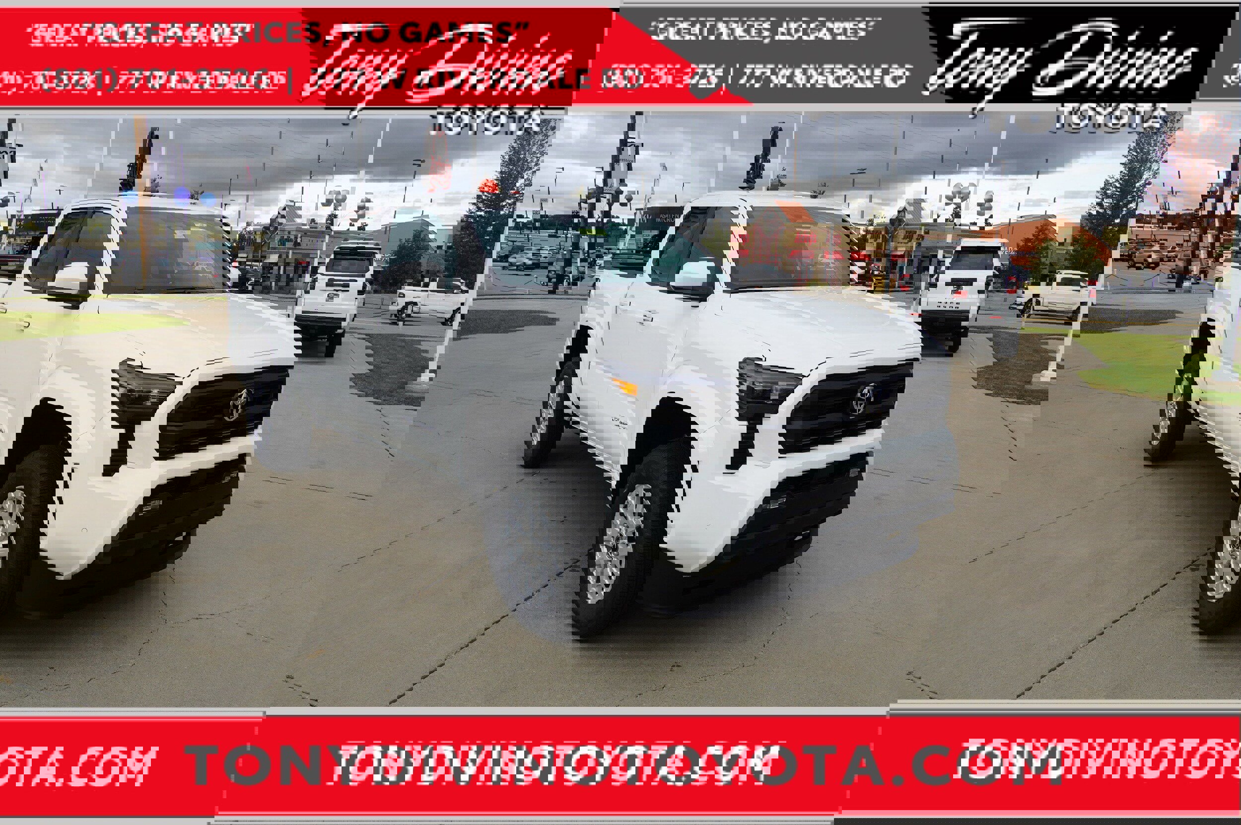 New 2025 Toyota Tacoma SR5
