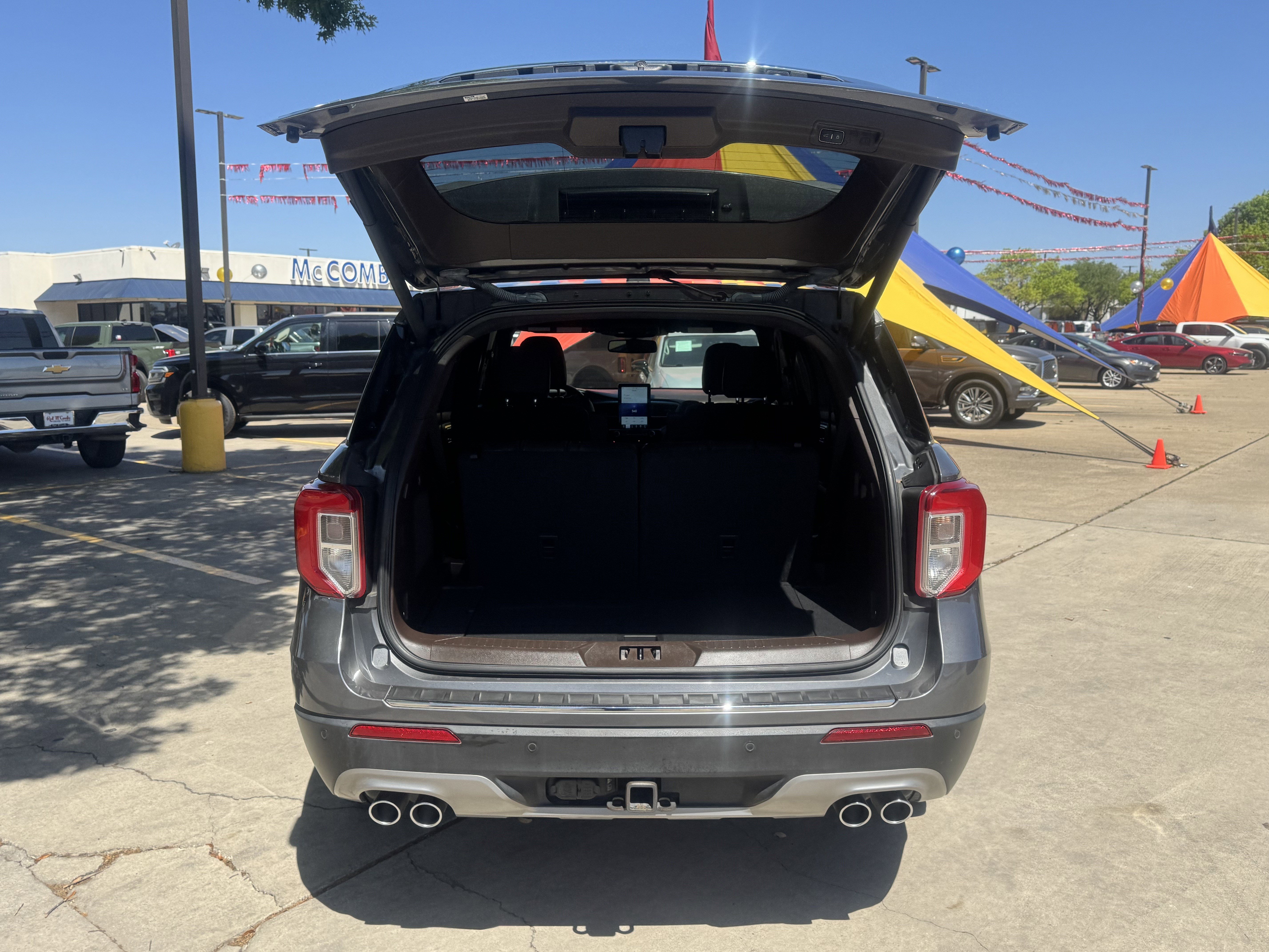 Certified 2022 Ford Explorer King Ranch w/ Technology Package image 10