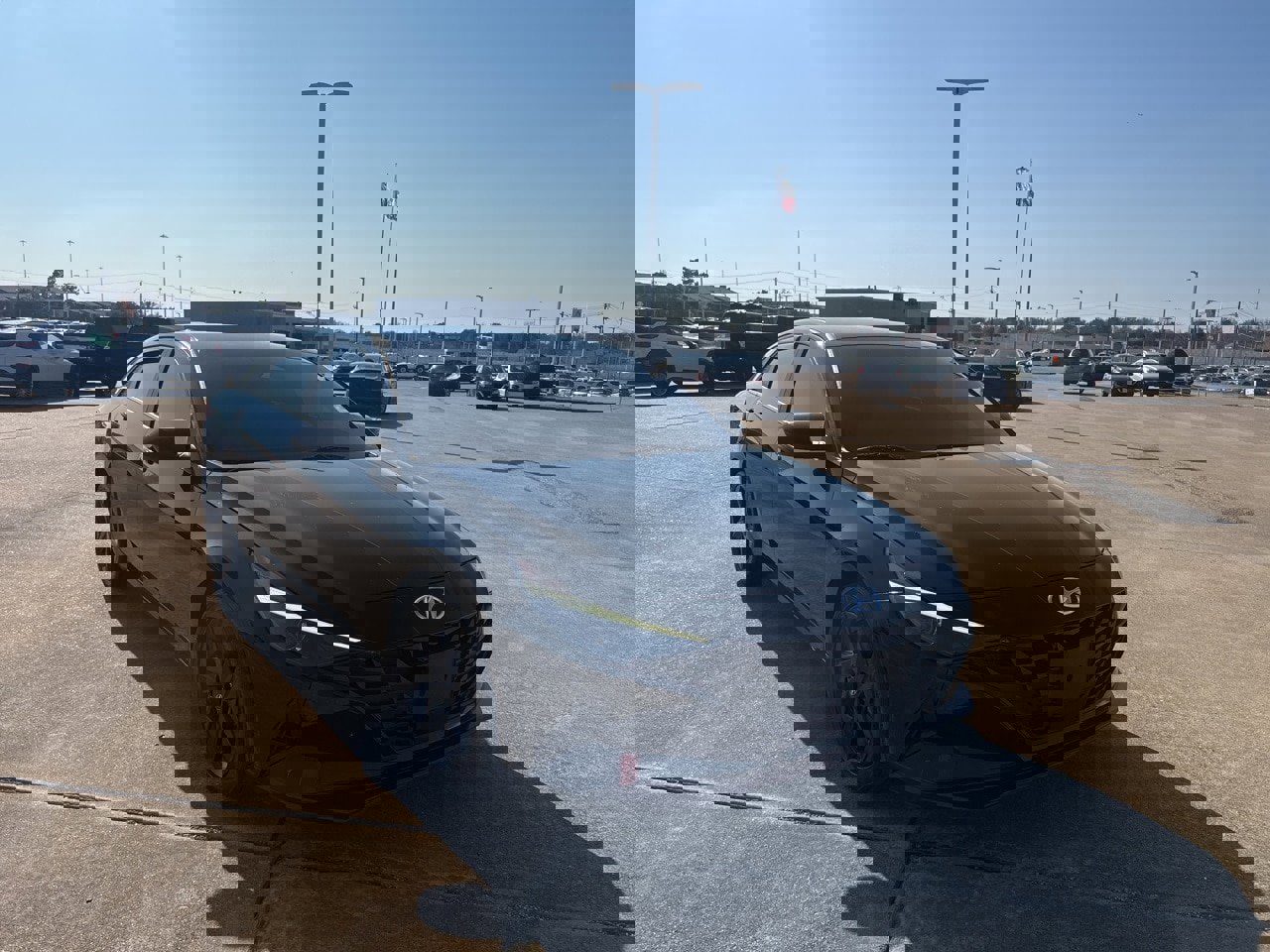 Used 2023 Hyundai Elantra SEL w/ Convenience Package image 1