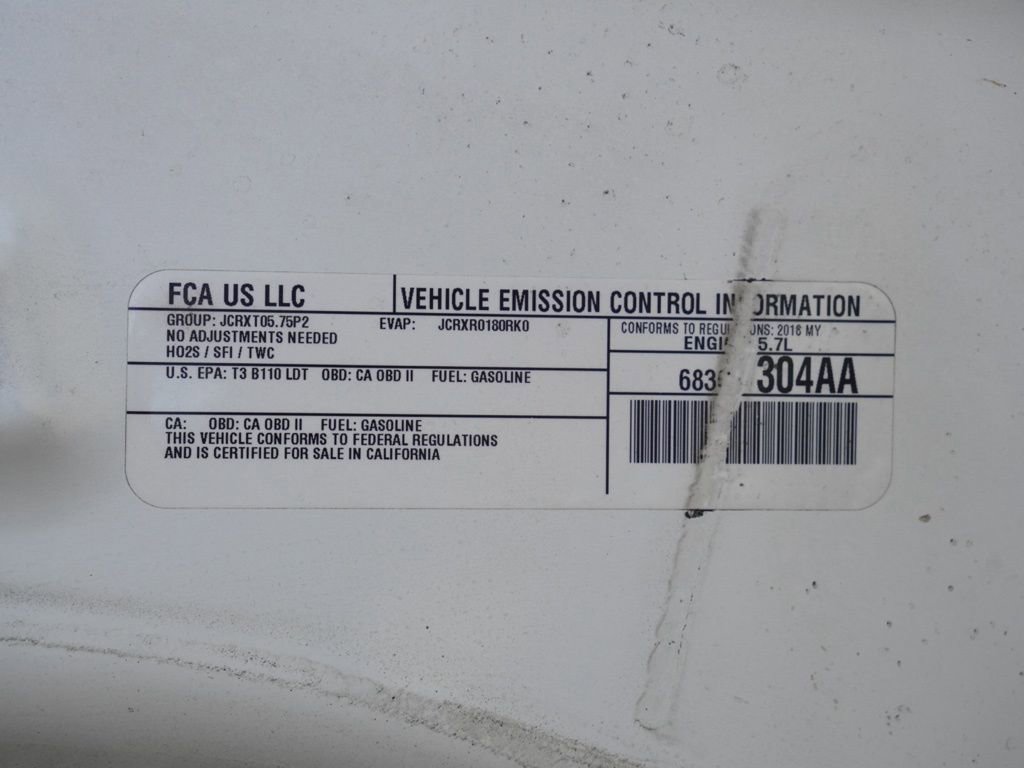 Used 2018 Dodge Durango R/T w/ Technology Group image 32