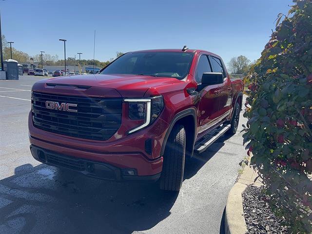 Used 2024 GMC Sierra 1500 Elevation AWD/4WD image 4