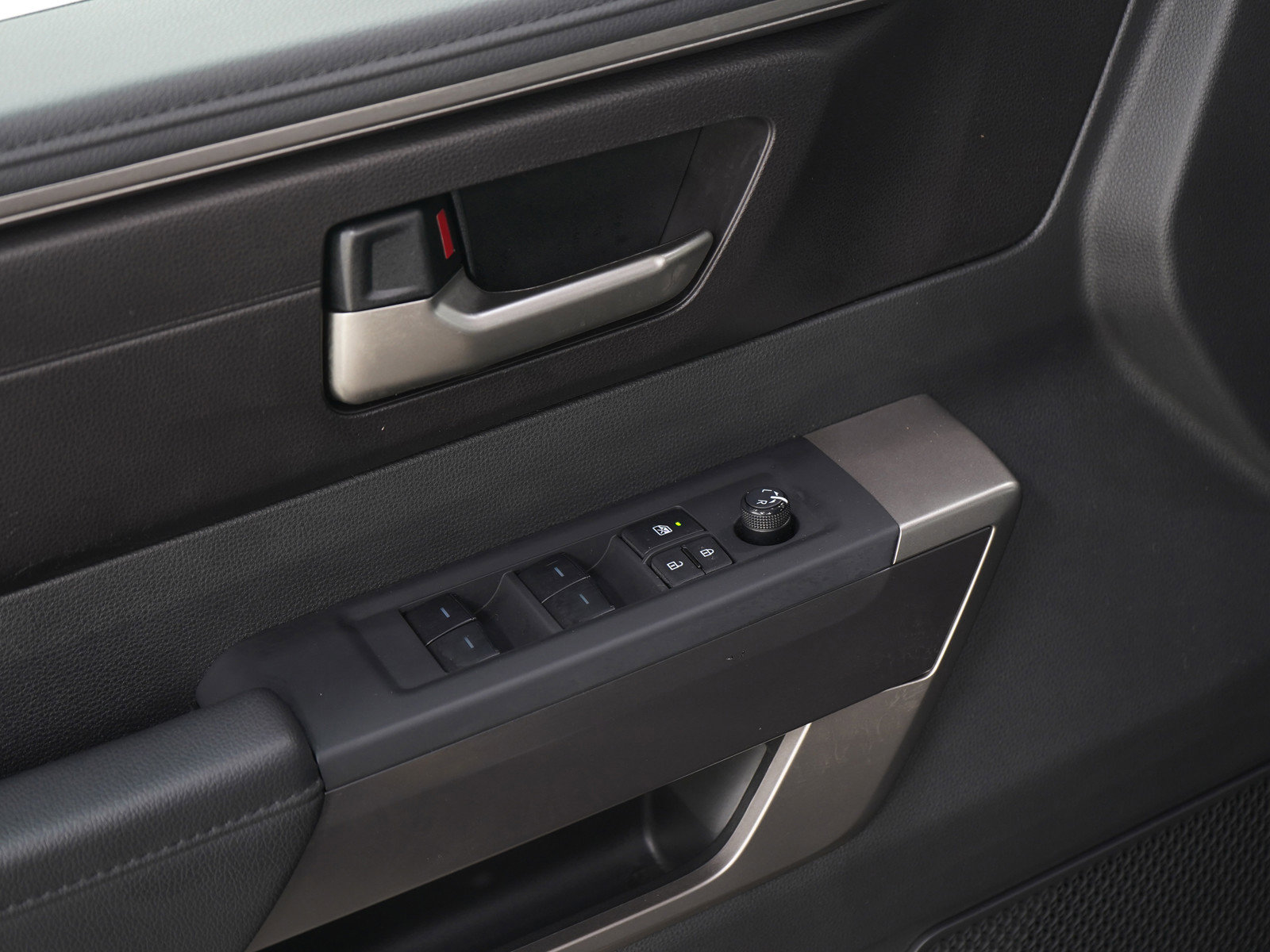 Used 2025 Toyota Tundra SR5 image 24