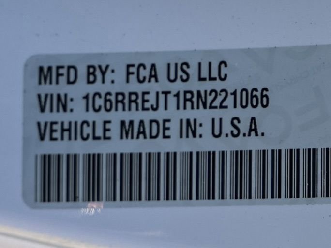 Used 2024 RAM 1500 Laramie RWD image 30