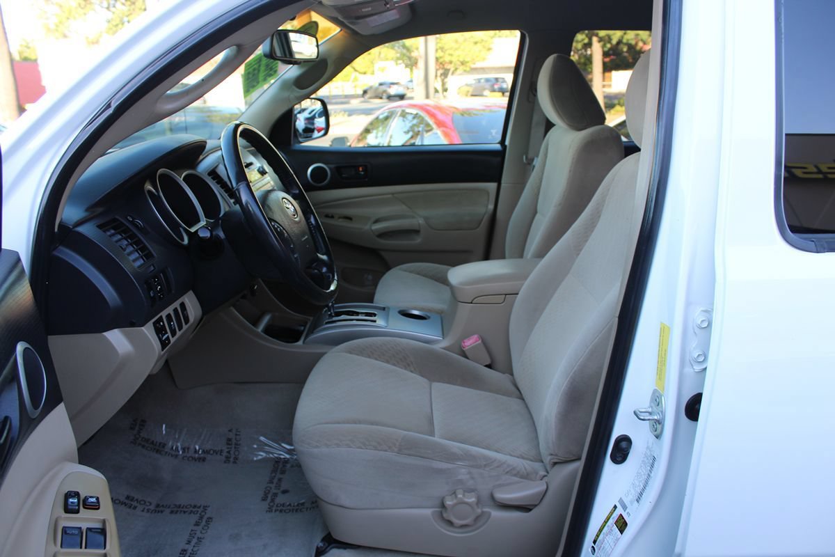 Used 2009 Toyota Tacoma PreRunner RWD image 19