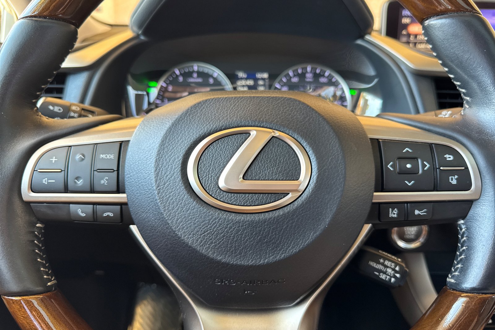 Used 2019 Lexus RX 350L FWD image 28