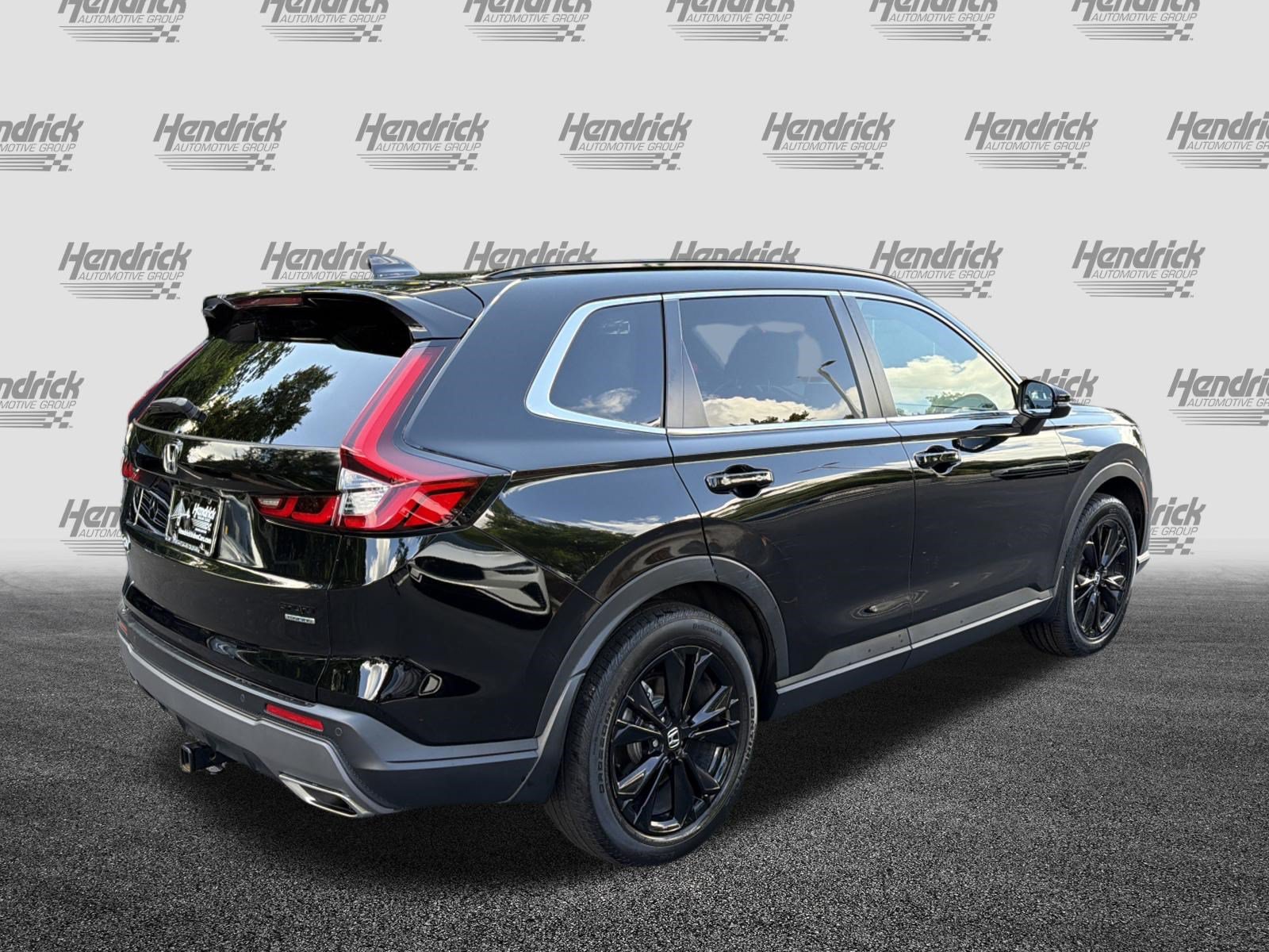 Used 2024 Honda CR-V Sport Touring image 11