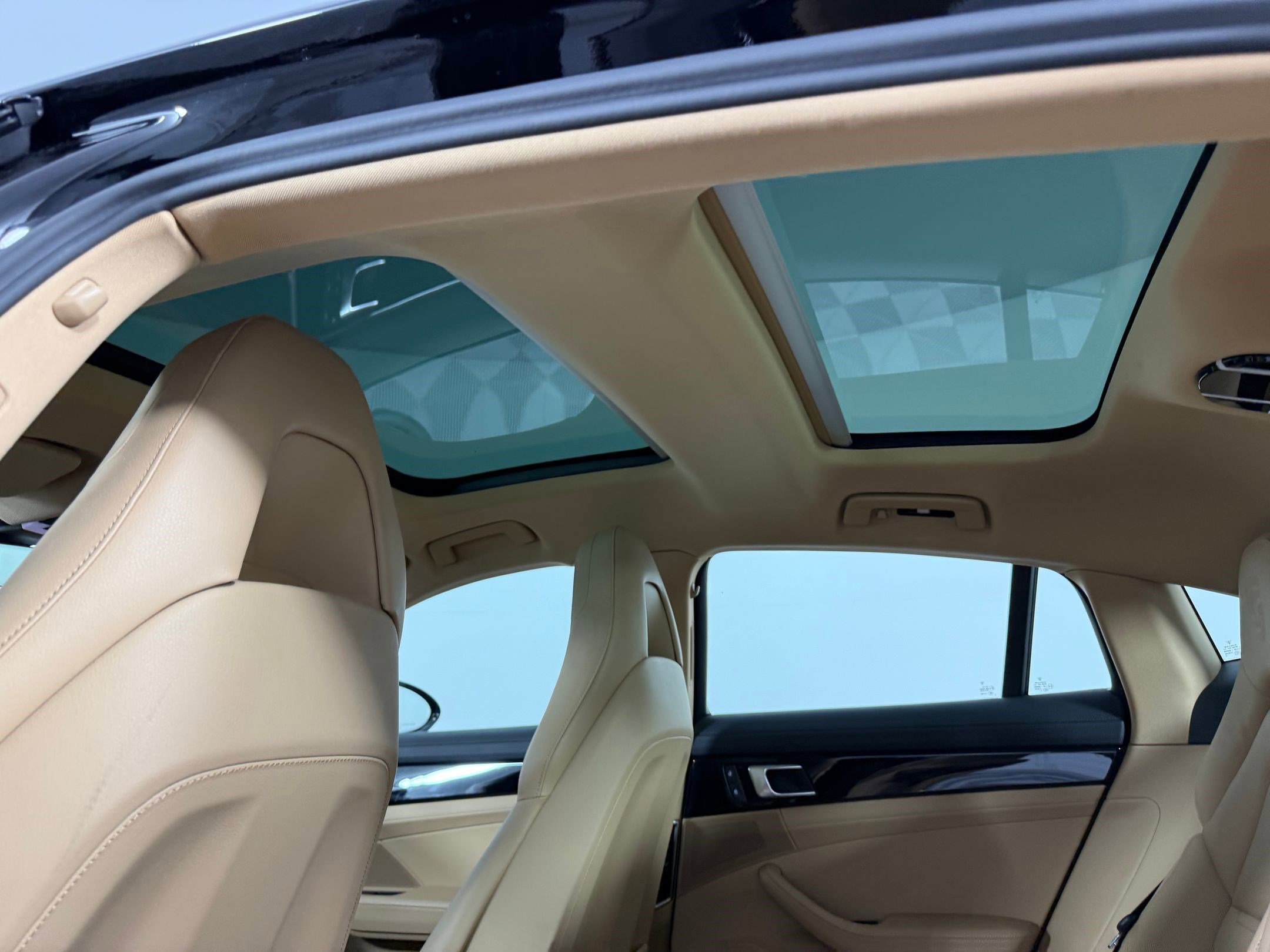 Used 2023 Porsche Panamera Platinum Edition image 19