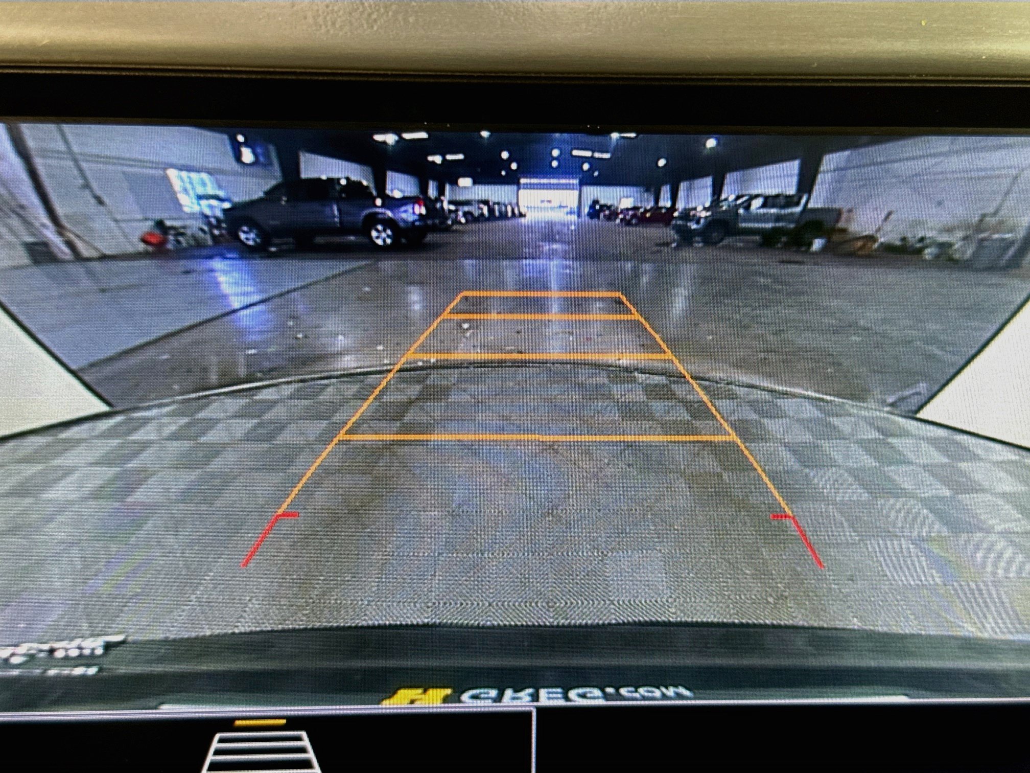 Used 2021 GMC Acadia SLE w/ Elevation Edition FWD image 17