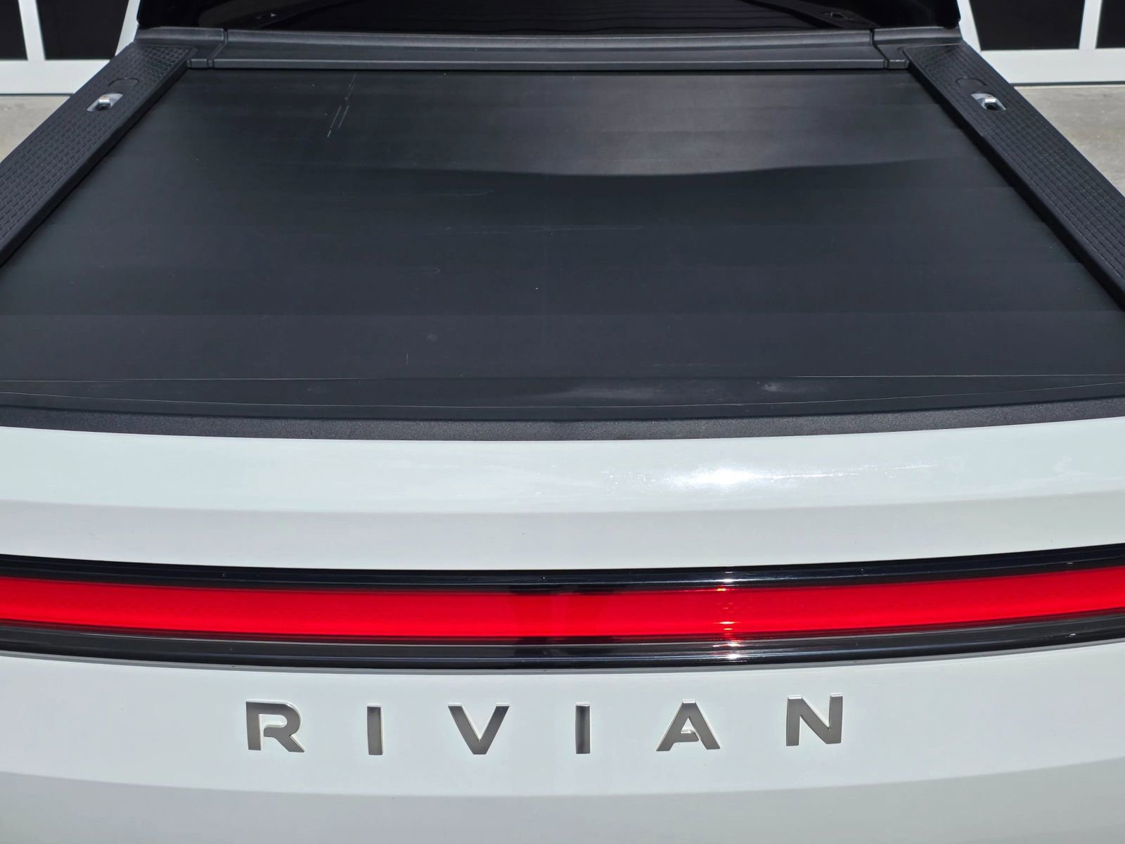 Used 2022 Rivian R1T Launch Edition AWD/4WD image 38