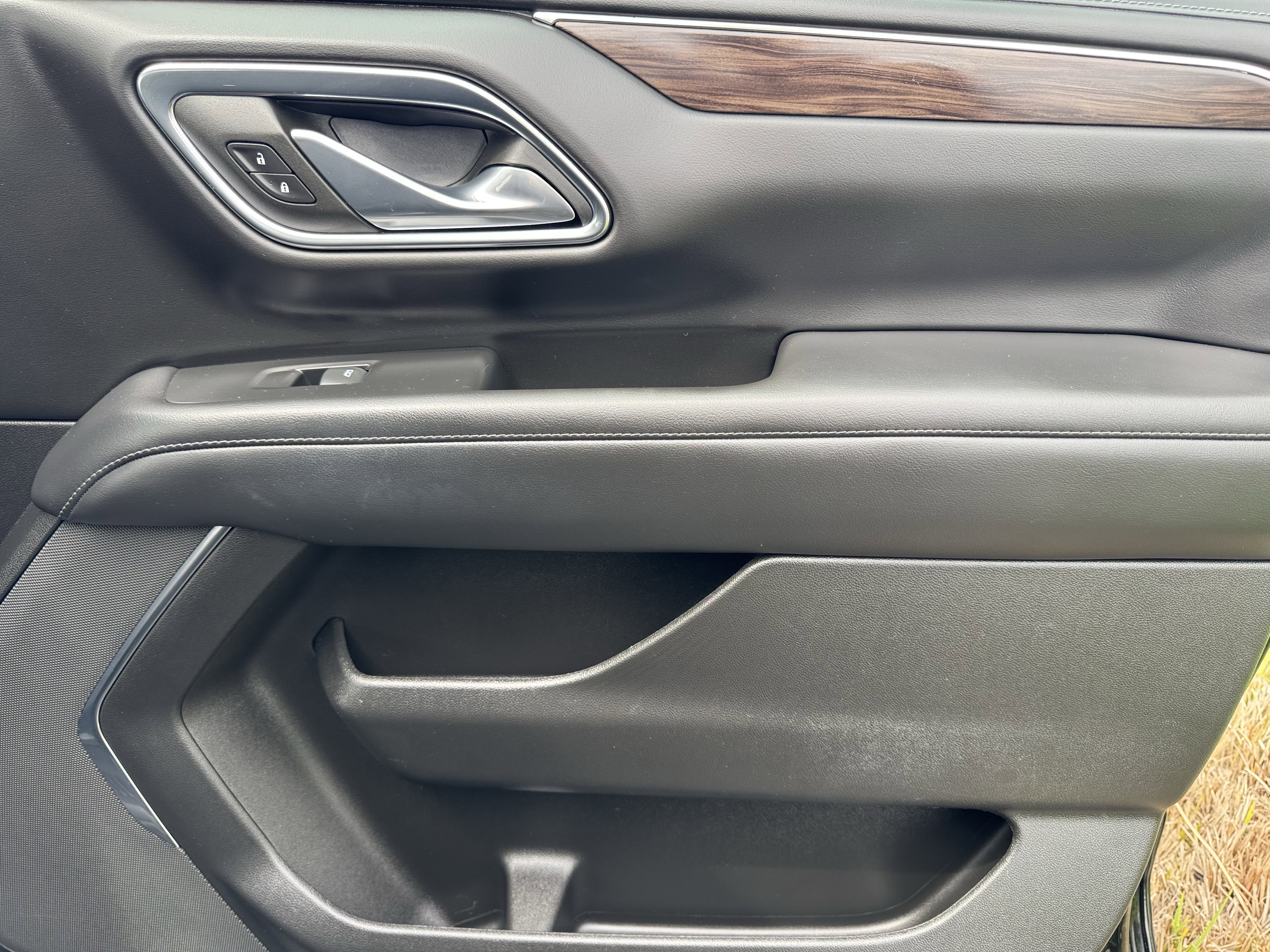 Used 2023 Chevrolet Tahoe LS image 24