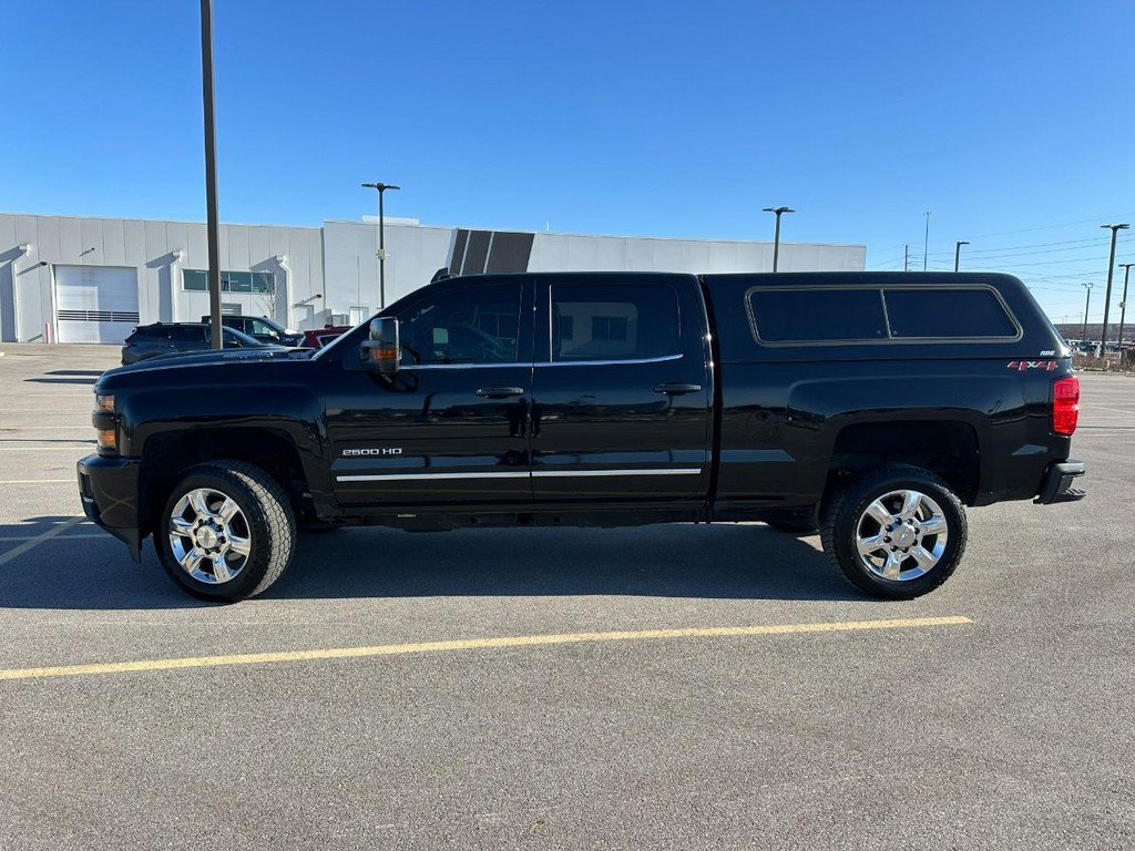 Used 2019 Chevrolet Silverado 2500 LTZ w/ Duramax Plus Package image 2