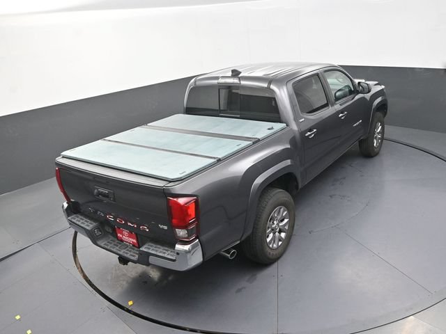 Used 2018 Toyota Tacoma SR5 RWD image 31