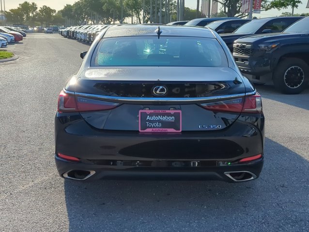 Used 2019 Lexus ES 350 w/ Luxury Package image 6