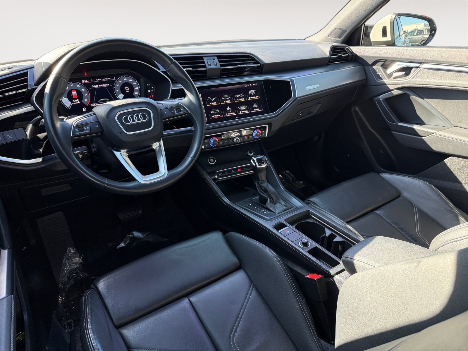 Used 2023 Audi Q3 2.0T Premium Plus w/ Premium Plus Package AWD/4WD image 15