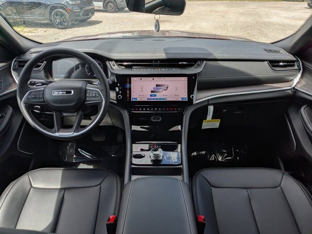 New 2026 Jeep Grand Cherokee Limited AWD/4WD image 16