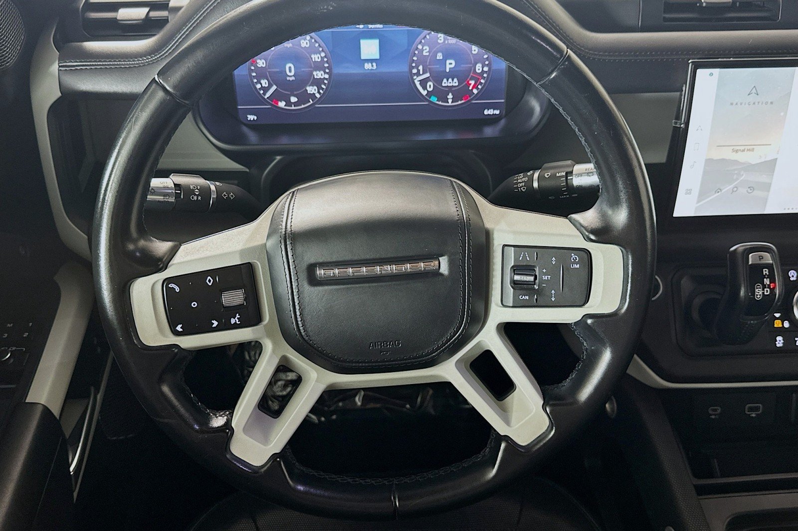 Used 2022 Land Rover Defender 90 X-Dynamic HSE AWD/4WD image 18