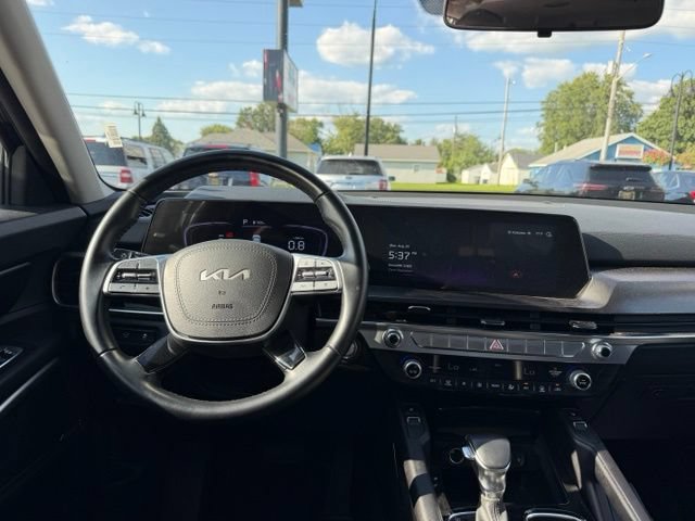 Used 2025 Kia Telluride S FWD image 9