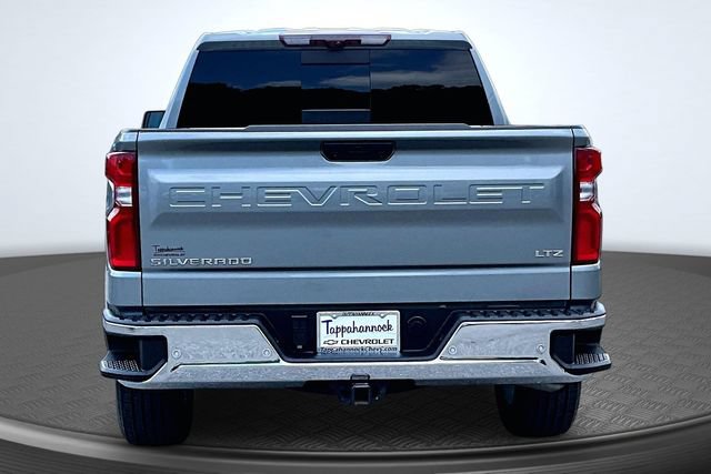 Used 2024 Chevrolet Silverado 1500 LTZ w/ Technology Package AWD/4WD image 5