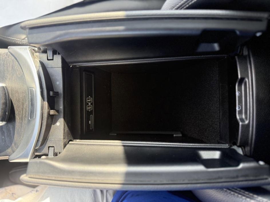 Used 2017 Mercedes-Benz GLC 300 4MATIC Coupe image 34