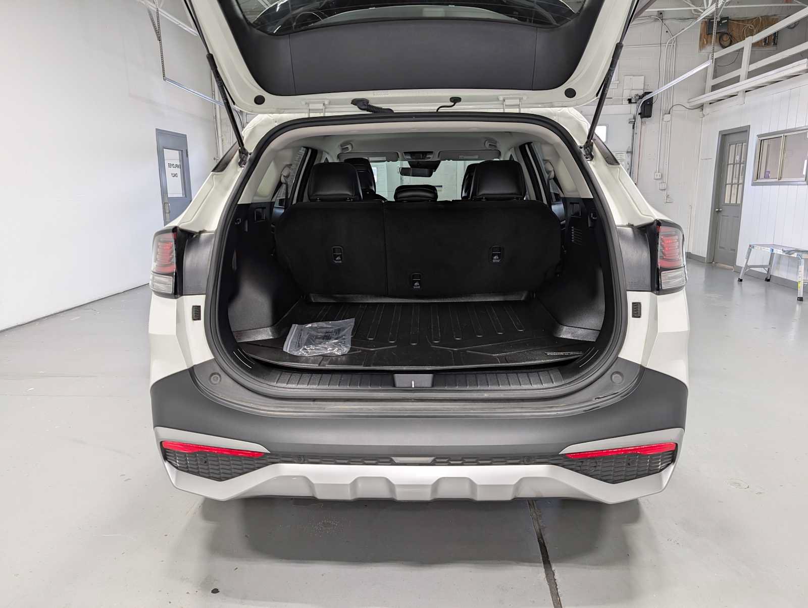 Used 2023 Kia Sportage EX AWD/4WD image 41