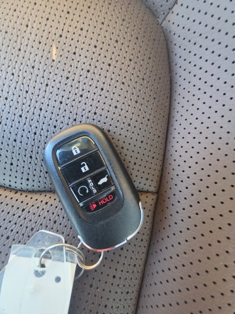 Certified 2025 Honda Pilot Elite image 35