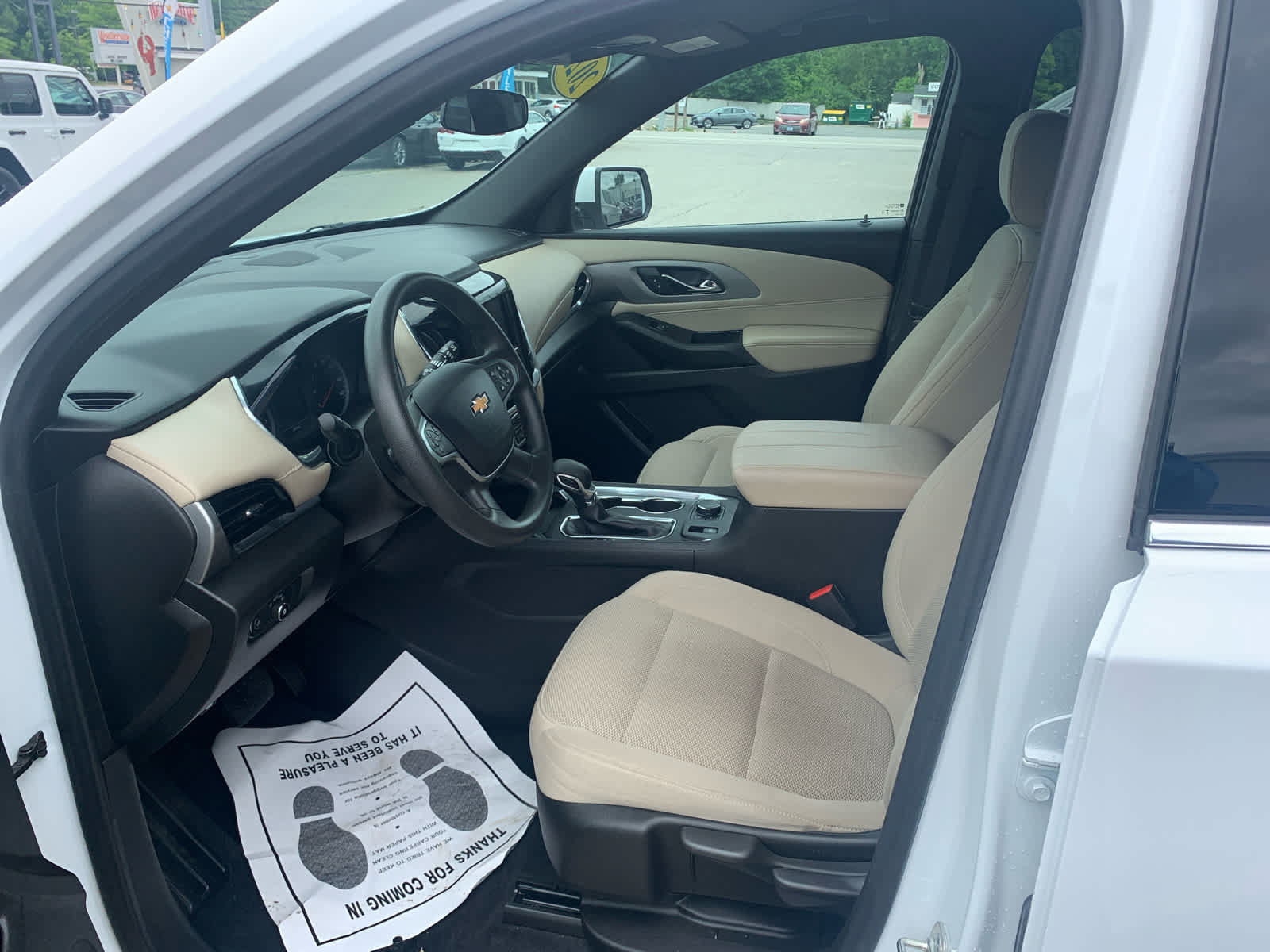 Certified 2023 Chevrolet Traverse LS w/ Safety Package AWD/4WD image 5
