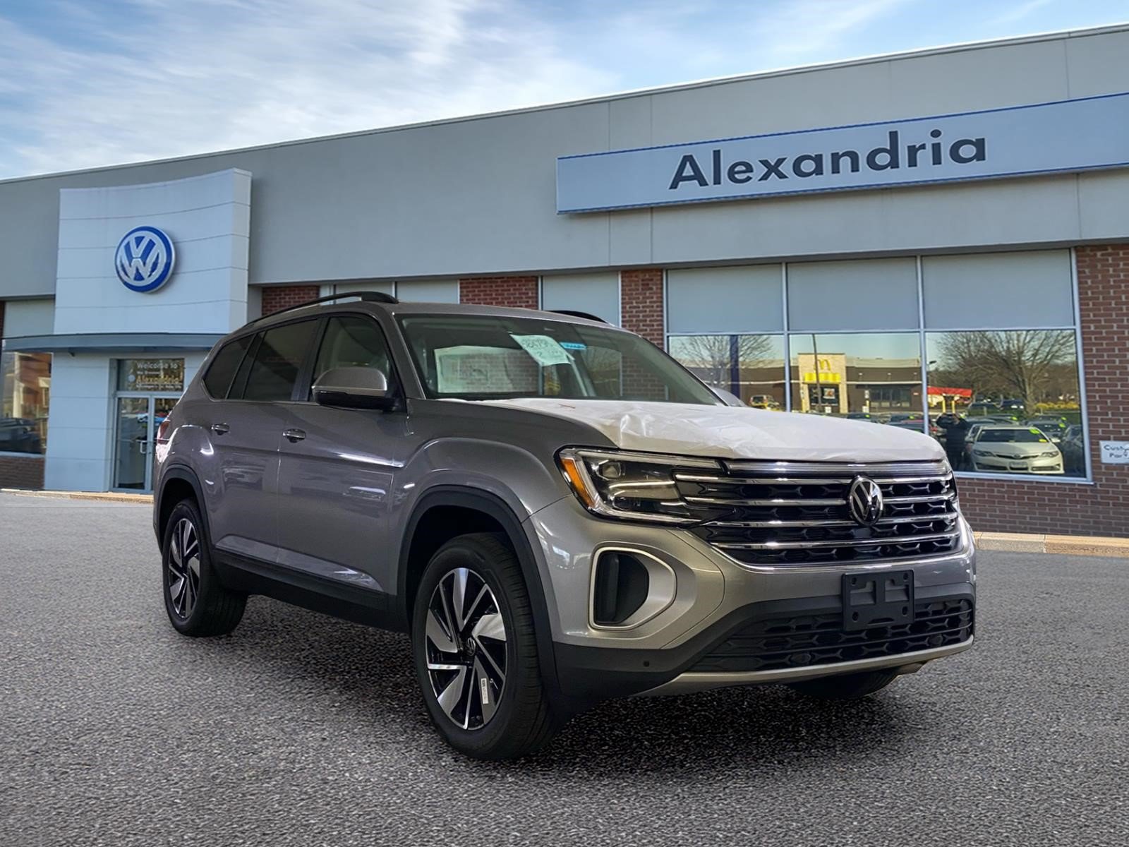 New 2026 Volkswagen Atlas SE AWD/4WD image 1