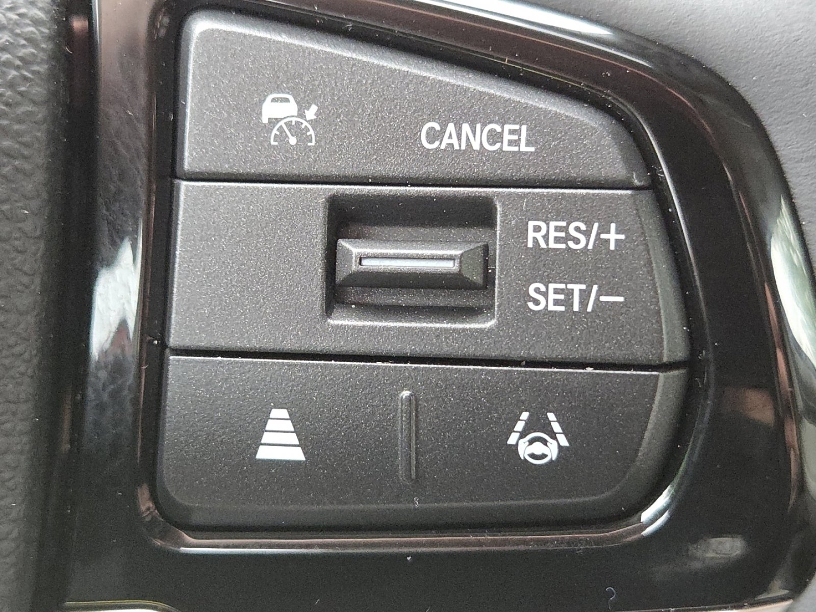 Certified 2025 Honda Odyssey Touring image 10