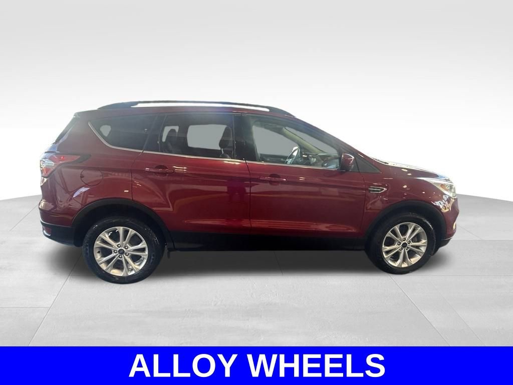 Used 2018 Ford Escape SEL image 3